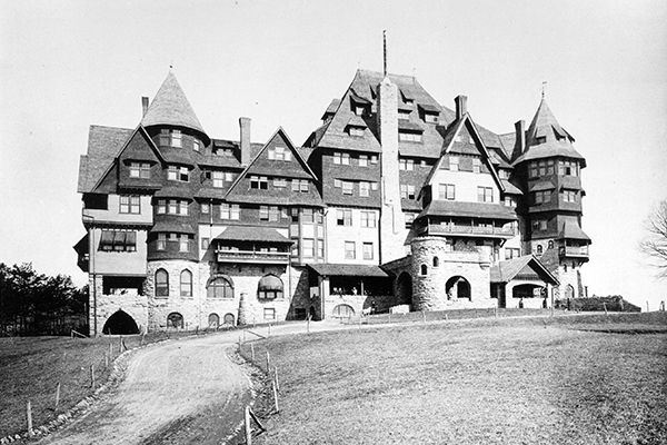 history-kenilworth_inn-c-1895-copyhoriz