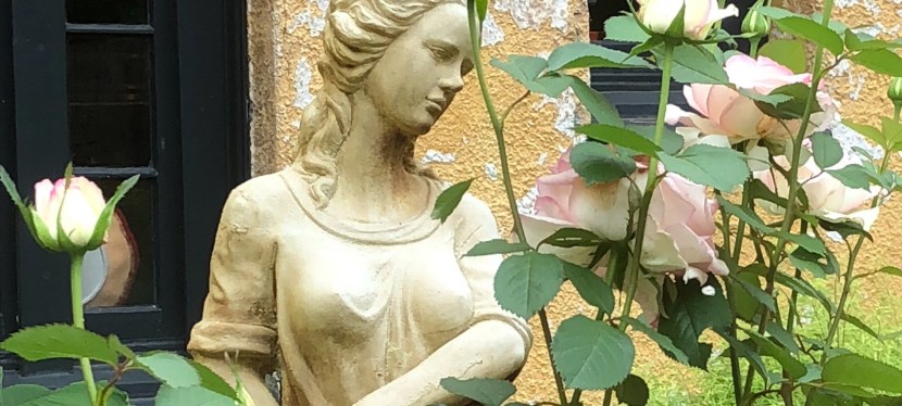 Gardens of Chiles&nbsp;House